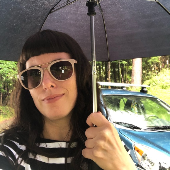 Meet your Posher, Brie - Picture 2 of 3